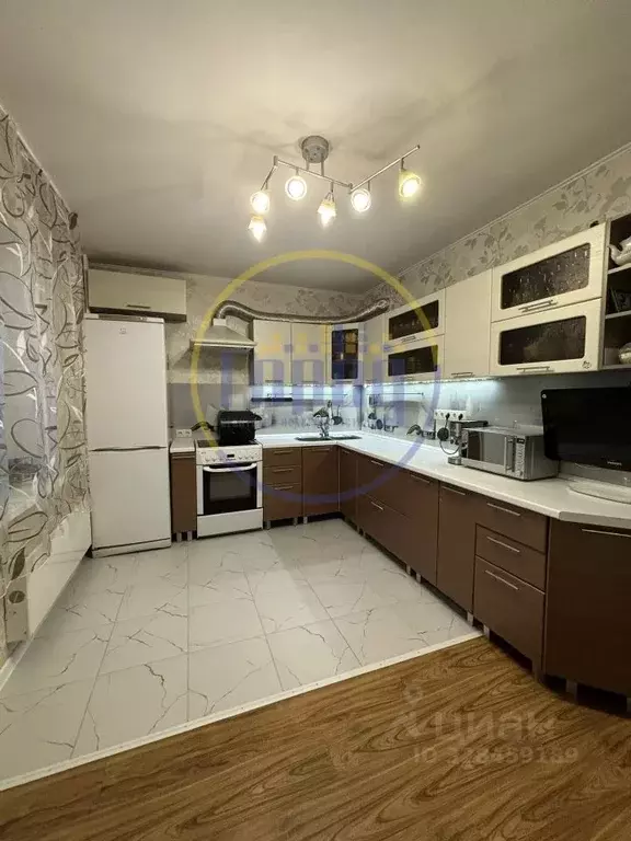 2-к кв. Челябинская область, Копейск просп. Славы, 12 (65.2 м) - Фото 1