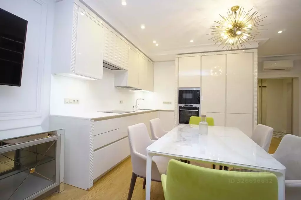 3-к кв. Свердловская область, Екатеринбург ул. Горького, 69/1 (111.0 ... - Фото 2