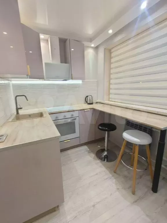 2-к. квартира, 47 м, 1/9 эт. - Фото 1