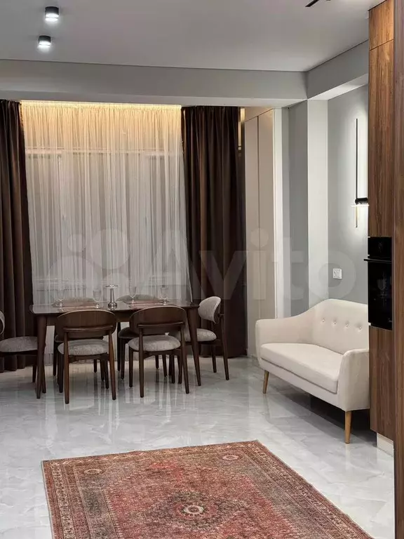 2-к. квартира, 90 м, 5/8 эт. - Фото 0
