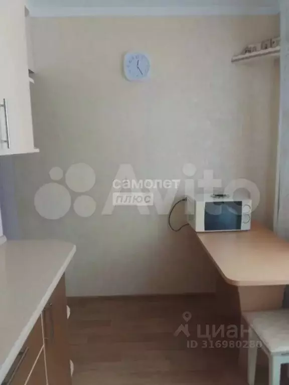 1-к кв. Чувашия, Новочебоксарск Парковая ул., 17 (34.6 м) - Фото 1