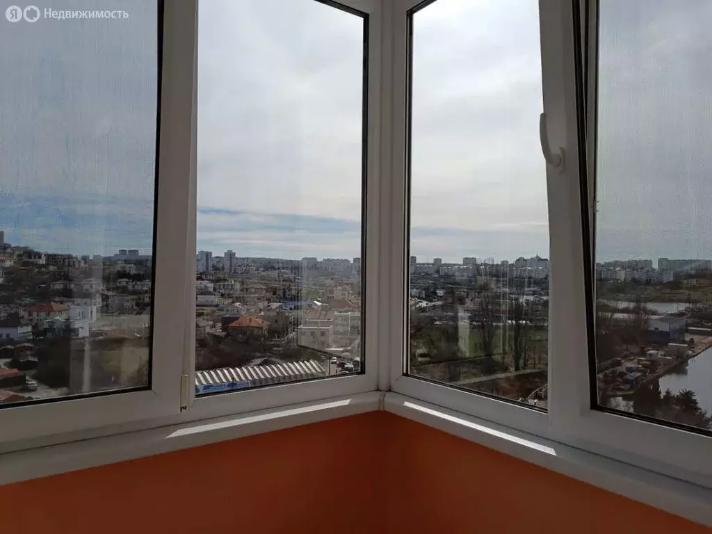 1-комнатная квартира: Севастополь, проспект Юрия Гагарина, 52/1 (52 м) - Фото 1