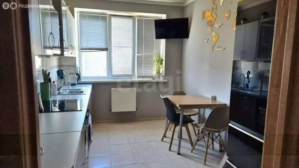 2-комнатная квартира: Краснодар, Агрохимическая улица, 110 (55.1 м) - Фото 2