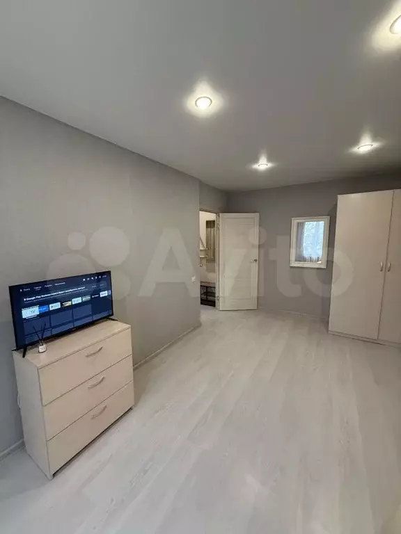 1-к. квартира, 33 м, 4/9 эт. - Фото 1