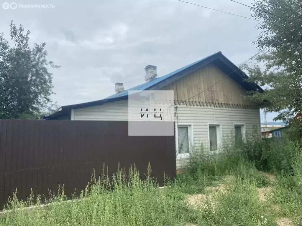 дом в чита, улица энгельса, 26 (100 м) - Фото 1