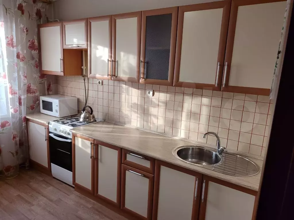 2-к. квартира, 50 м, 8/10 эт. - Фото 0