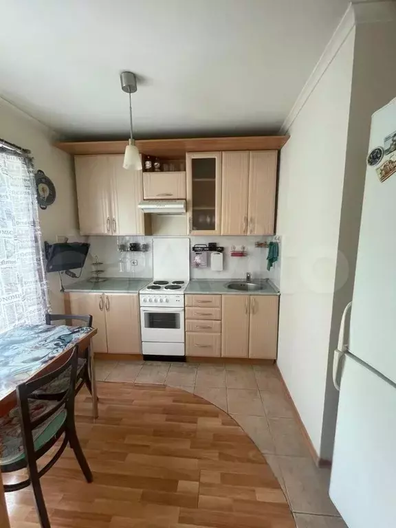 1-к. квартира, 35 м, 4/9 эт. - Фото 0