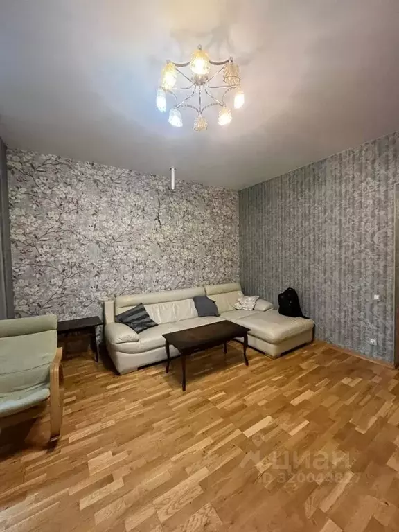 3-к кв. Свердловская область, Екатеринбург ул. Папанина, 17 (78.0 м) - Фото 1