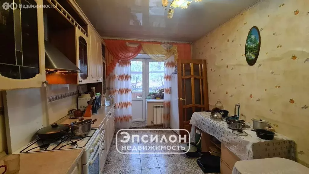 3-комнатная квартира: Курск, улица Челюскинцев, 23 (86.5 м) - Фото 1
