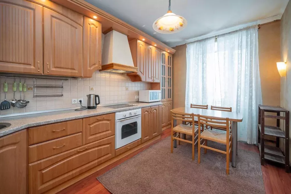 1-к кв. Свердловская область, Екатеринбург ул. Фронтовых Бригад, 7 ... - Фото 1