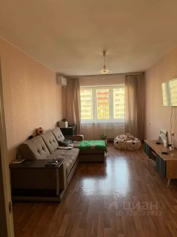 2-к кв. Краснодарский край, Краснодар Черкасская ул., 137 (60.7 м) - Фото 1