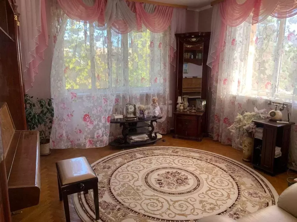 Дом в Крым, Кировский район, с. Яркое Поле ул. Брянская (155 м) - Фото 1