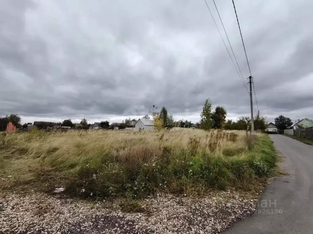 Дом в Брянская область, Трубчевский район, Телецкое с/пос, д. Телец ... - Фото 1