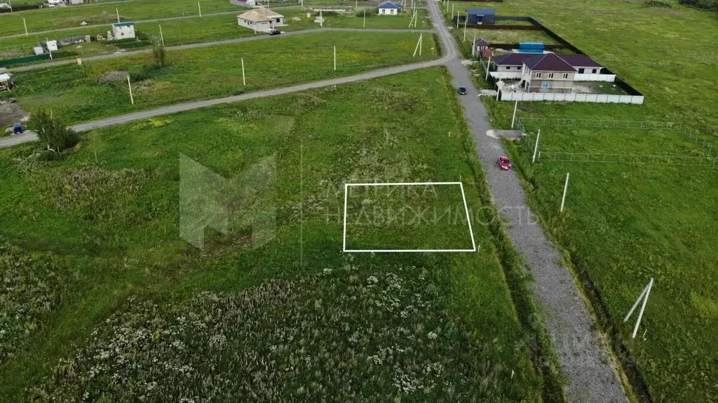 Участок в Тюменская область, Тюменский муниципальный округ, с. Чикча, ... - Фото 2