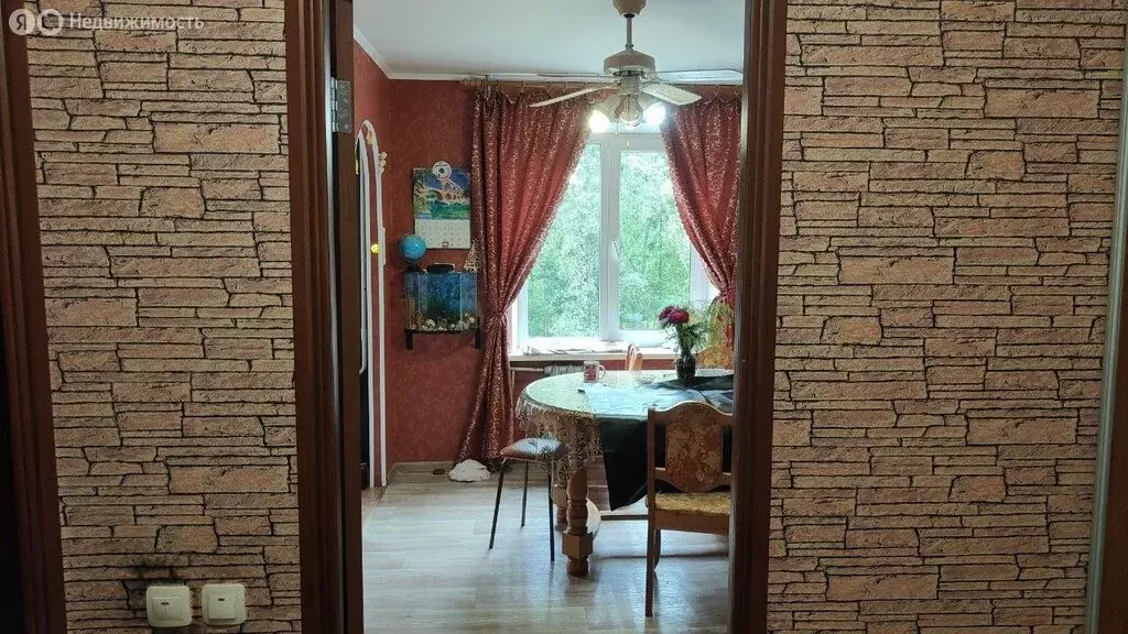 4-комнатная квартира: Чайковский, улица Ленина, 47 (62 м) - Фото 0