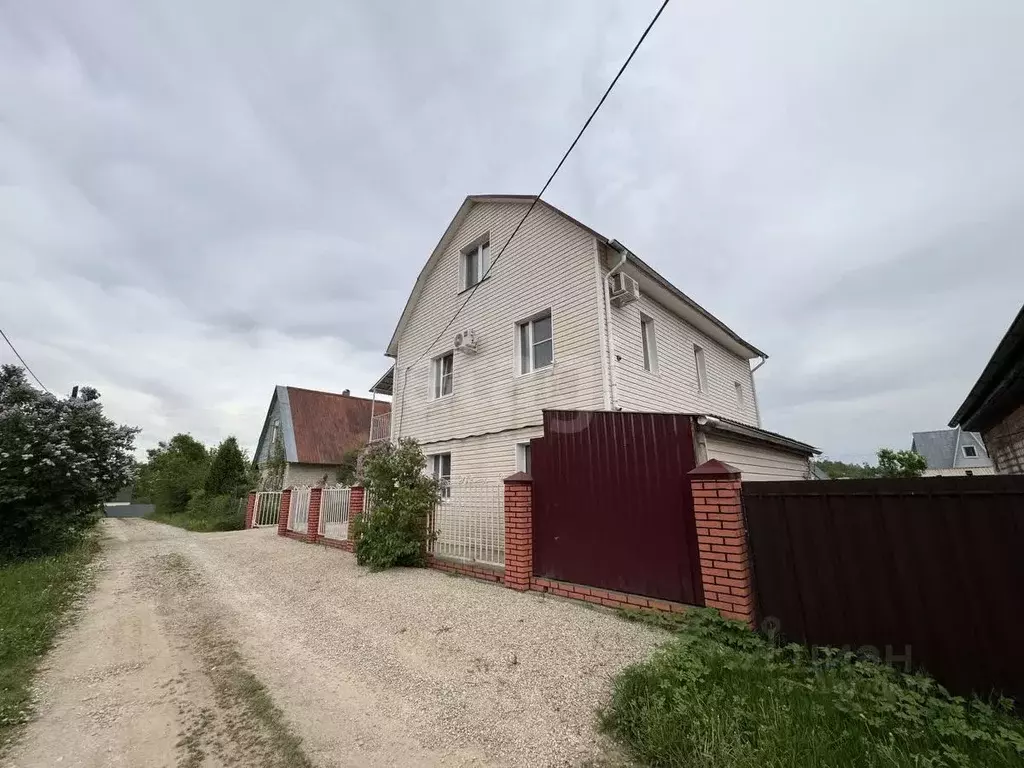 Дом в Калужская область, Перемышльский район, Большие Козлы с/пос, ... - Фото 1