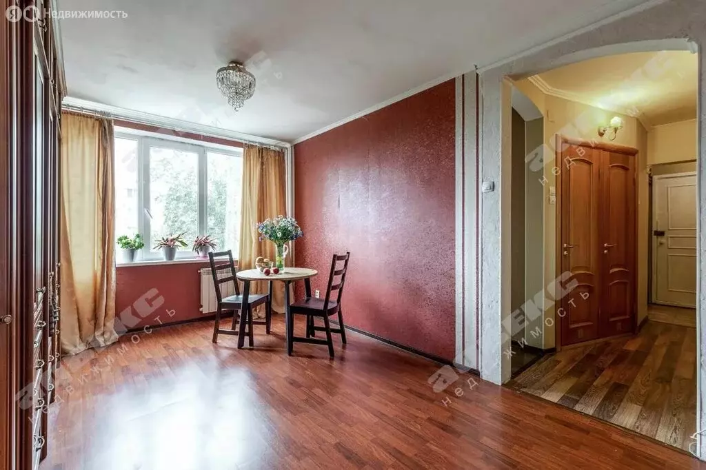 4-комнатная квартира: Санкт-Петербург, проспект Науки, 8к1 (74.5 м) - Фото 0