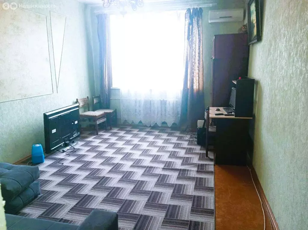 3-комнатная квартира: Пенза, улица 9 Января, 12 (70 м) - Фото 0