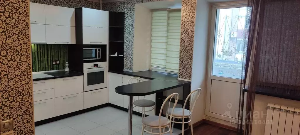 2-к кв. Тюменская область, Тюмень Северная ул., 3к3 (57.0 м) - Фото 2