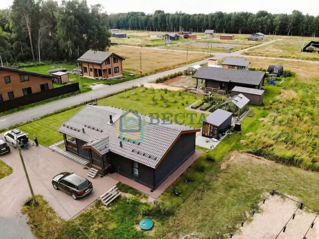 Участок в Ленинградская область, Приозерский район, Красноозерное ... - Фото 2