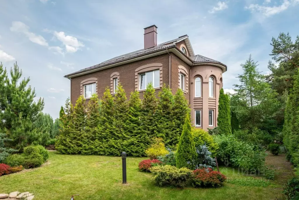 Коттедж в Московская область, Звенигород Одинцовский городской округ, ... - Фото 1