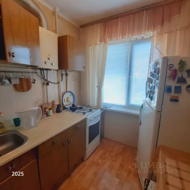 2-к кв. Крым, Керчь ул. Ворошилова, 5 (48.0 м) - Фото 1