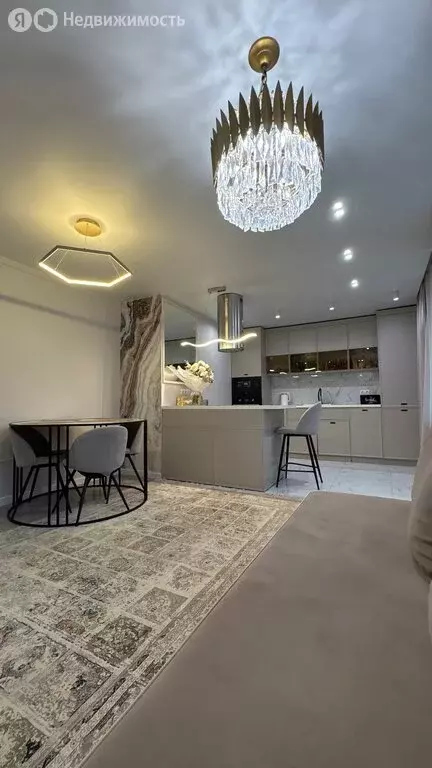 3-комнатная квартира: Самара, улица Советской Армии, 271А (72 м) - Фото 1