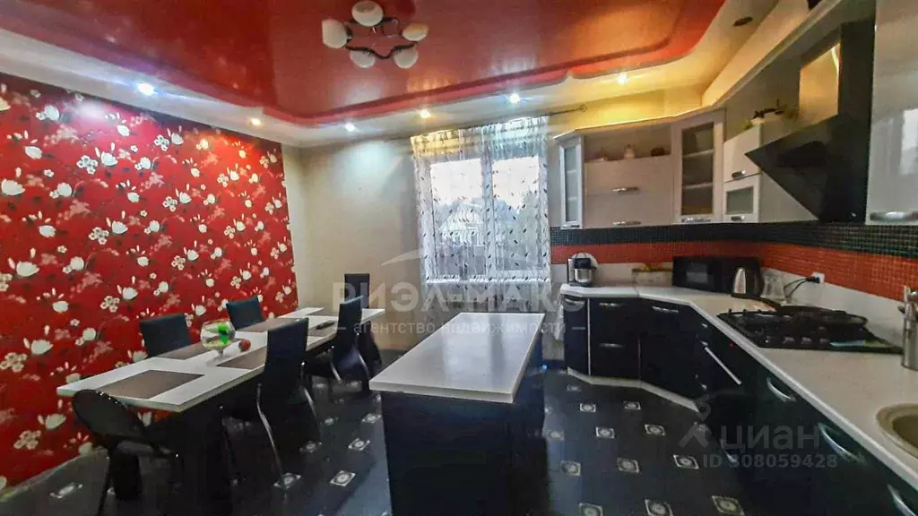 Дом в Брянская область, Клинцы ул. Кремка, 21Б (295 м) - Фото 0
