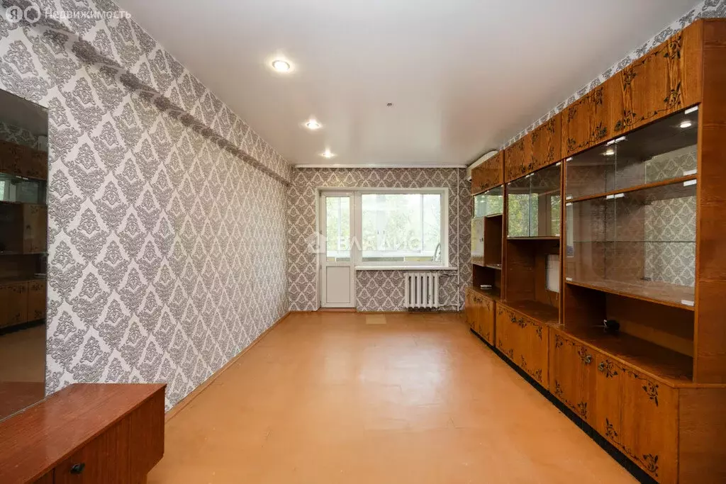 3-комнатная квартира: Благовещенск, улица Горького, 190 (47 м) - Фото 0