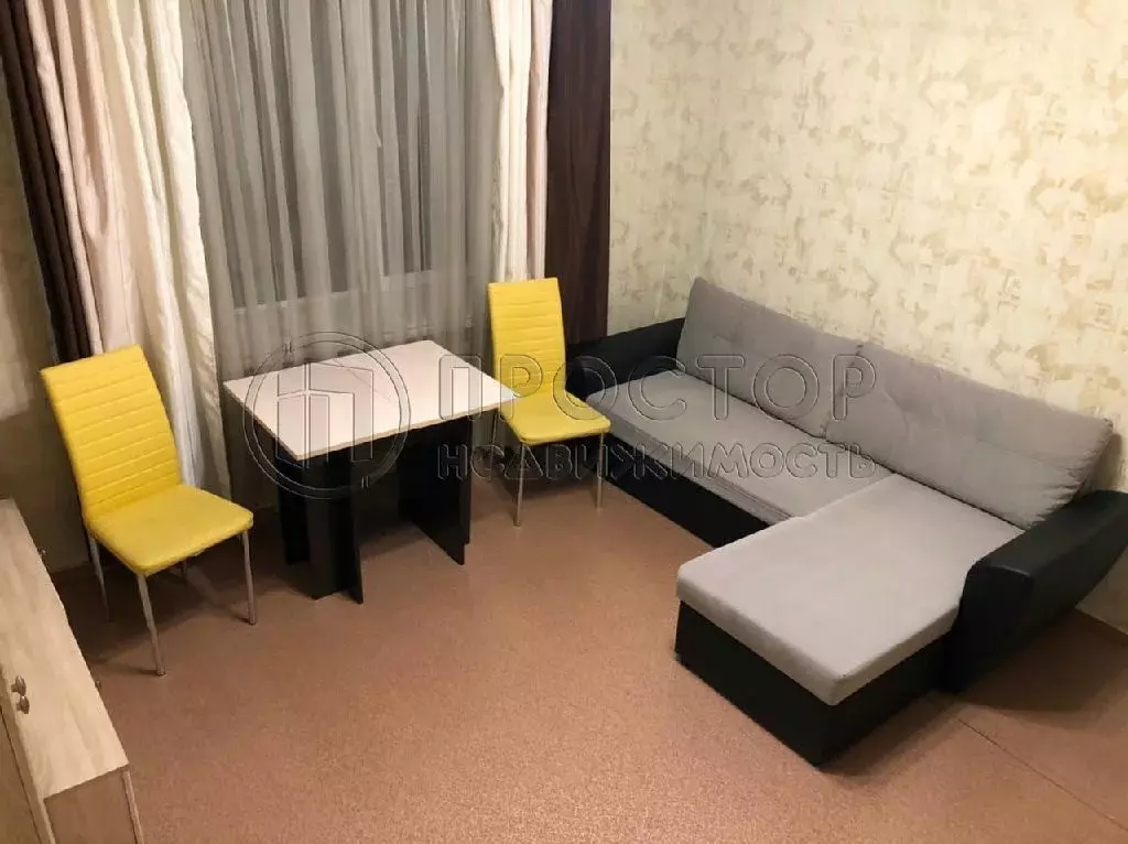 Продается комната в 4-комнатной квартире - Фото 0