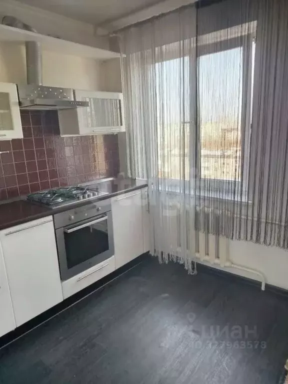 3-к кв. Омская область, Омск Заозерный мкр, ул. Тимофея Белозерова, 2 ... - Фото 2