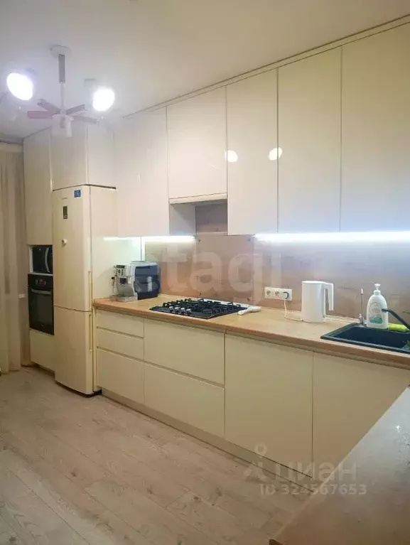 3-к кв. Татарстан, Альметьевск ул. Ленина, 201 (88.6 м) - Фото 0