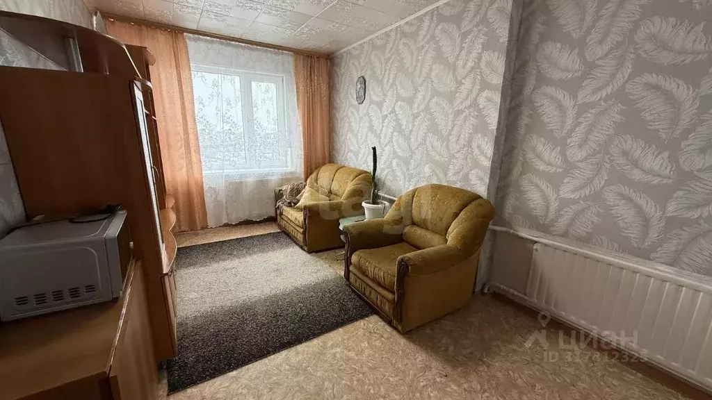 Комната Ямало-Ненецкий АО, Новый Уренгой 2-й мкр, ул. ... - Фото 1