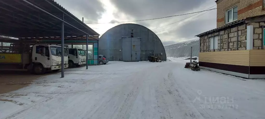 Склад в Тверская область, Тверь д. Большие Перемерки, 96 (1000 м) - Фото 0