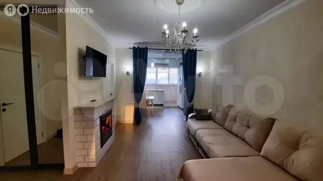 1-комнатная квартира: Тюмень, улица Мебельщиков, 6 (50 м) - Фото 1