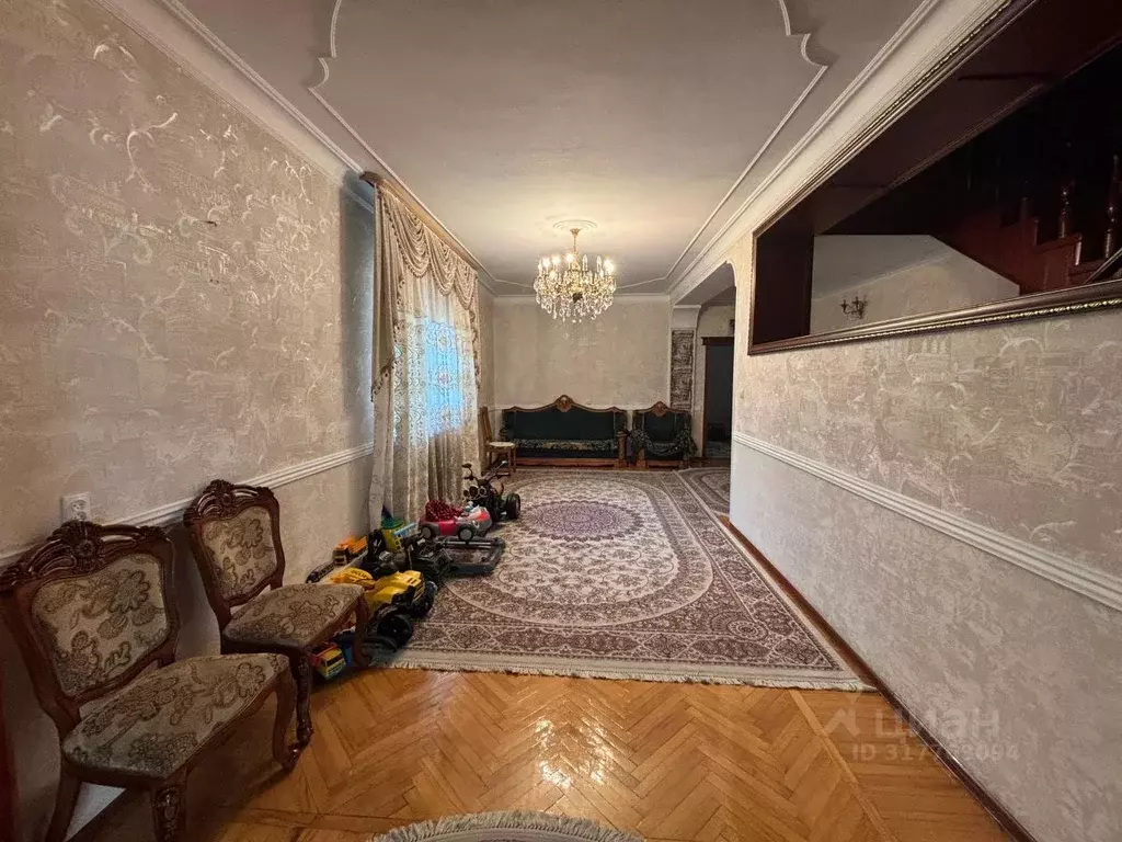 Дом в Кабардино-Балкария, Нальчик ул. Настуева, 9 (300 м) - Фото 0