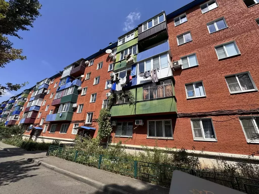3-к кв. Адыгея, Майкоп ул. Димитрова, 23 (62.1 м) - Фото 1