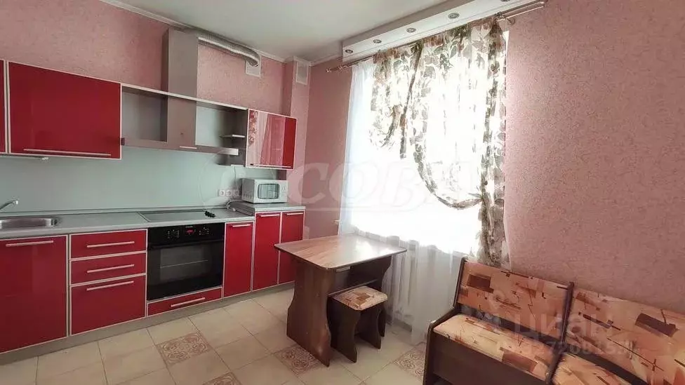 2-к кв. Тюменская область, Тюмень ул. Циолковского, 13 (57.4 м) - Фото 2