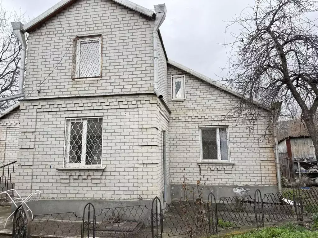 Дом в Ставропольский край, Пятигорск Колхозный пер. (146 м) - Фото 1