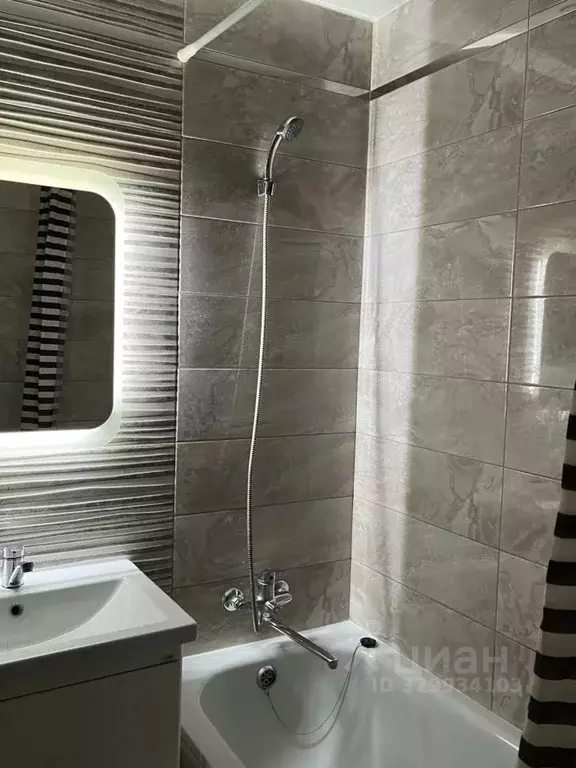 1-к кв. Татарстан, Зеленодольск Первомайская ул., 11 (38.0 м) - Фото 1