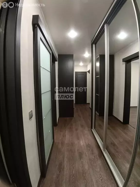 3-комнатная квартира: Иркутск, улица Лопатина, 22 (64 м) - Фото 0