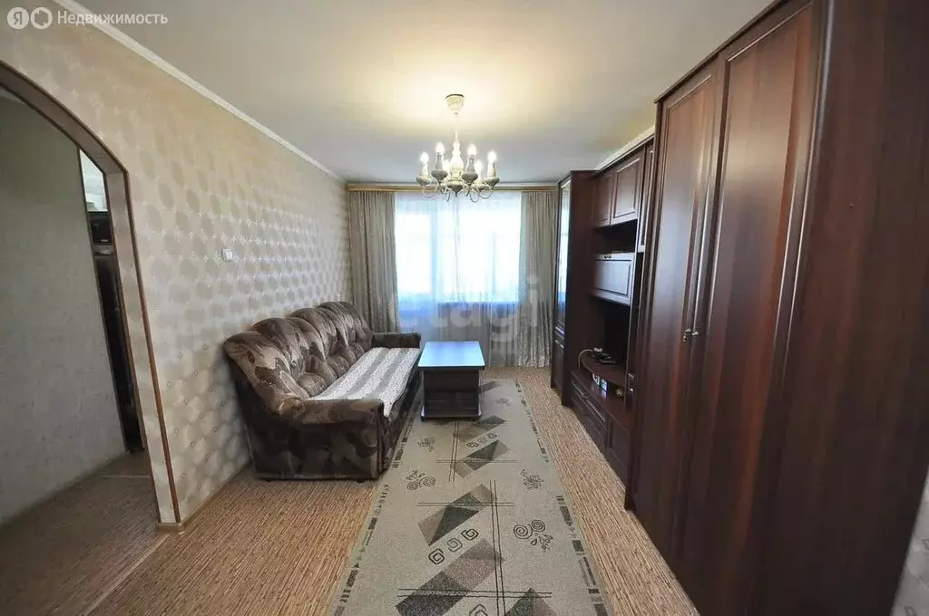 3-комнатная квартира: Салават, улица Калинина, 53 (59.8 м) - Фото 1