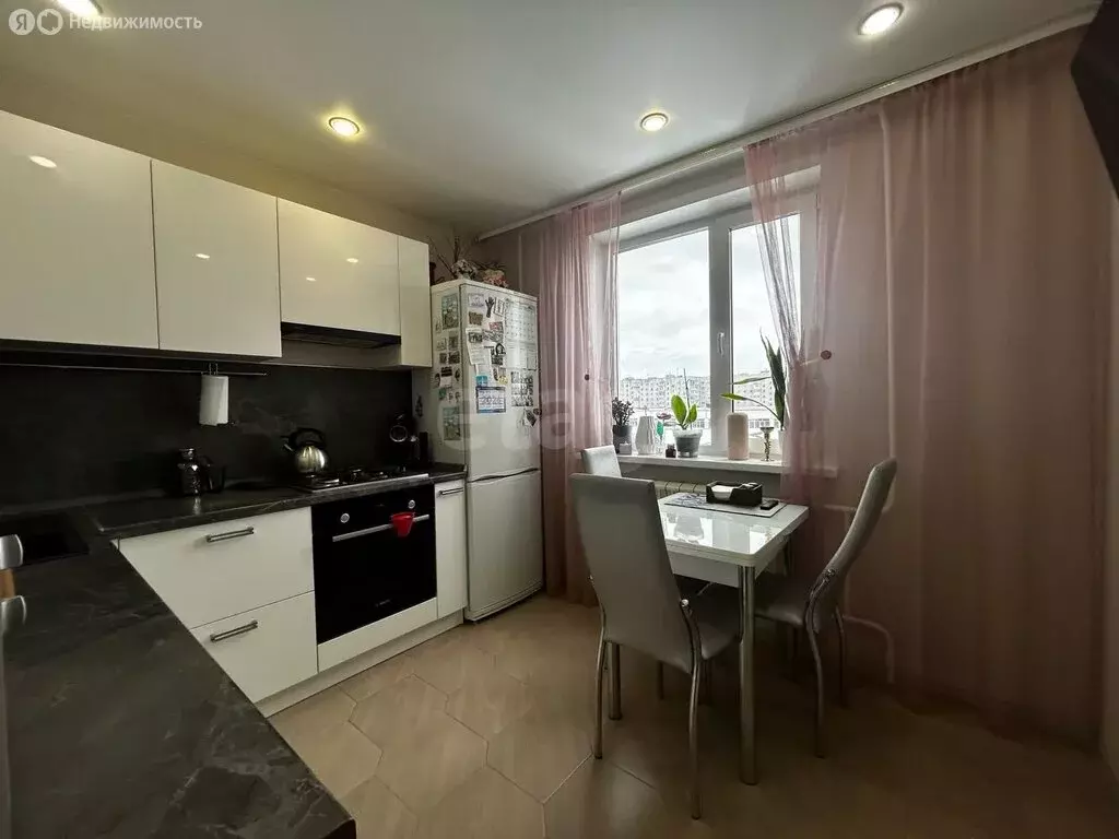 2-комнатная квартира: Усинск, Молодёжная улица, 8 (50.4 м) - Фото 1