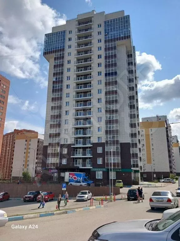 10 и более-к. квартира, 41,3 м, 3/17 эт. - Фото 1