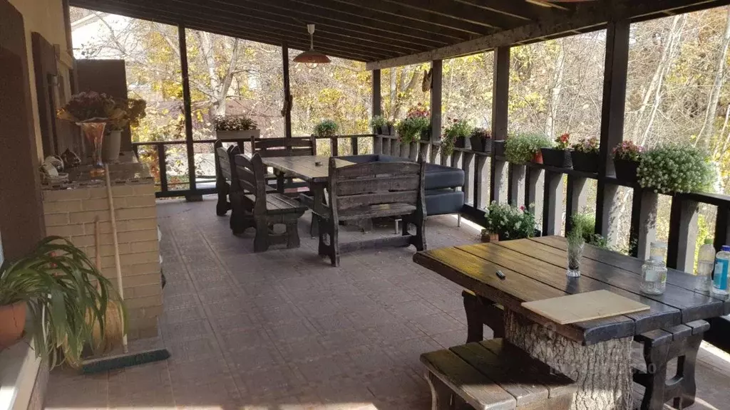 Дом в Самарская область, Самара База отдыха Бережок тер.,  (250 м) - Фото 1