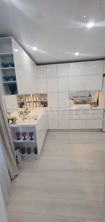 2-к. квартира, 75 м, 1/8 эт. - Фото 0