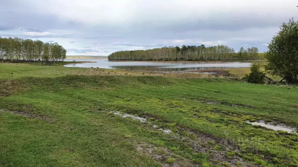 Участок в Иркутская область, Иркутский муниципальный округ, д. ... - Фото 0