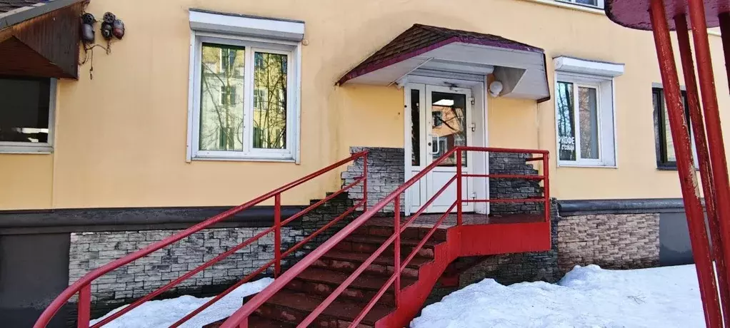 Помещение свободного назначения в Мурманская область, Мурманск ул. ... - Фото 2