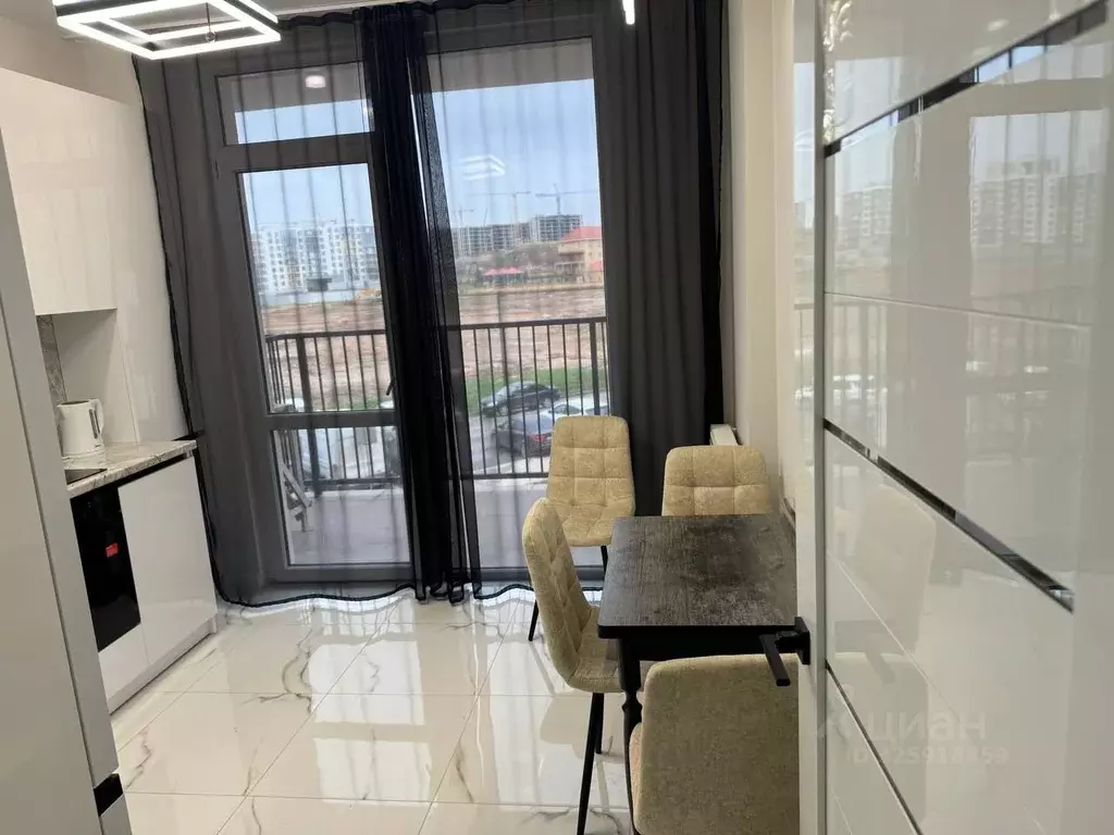 2-к кв. Крым, Симферополь просп. Александра Суворова, 21 (48.0 м) - Фото 2