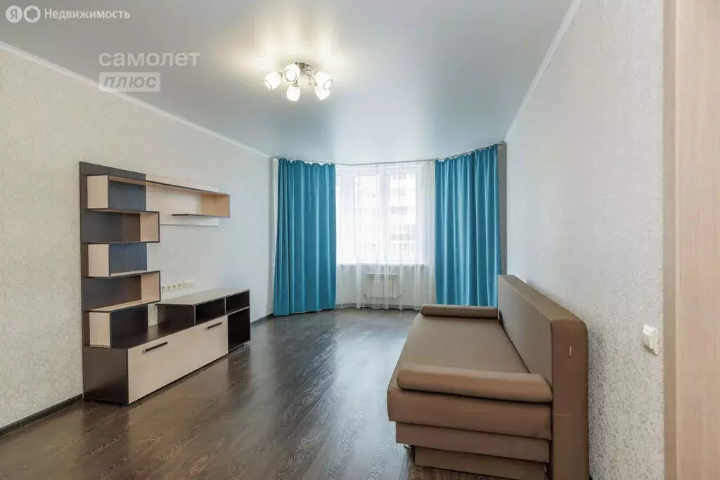 1-комнатная квартира: Брянск, улица Комарова, 55 (40.1 м) - Фото 0